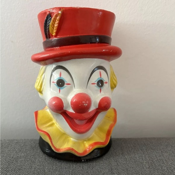 2 Vintage Cute Banks Circus Clown Plastic Bank & Teddy Bear Bank - Picture 2 of 12